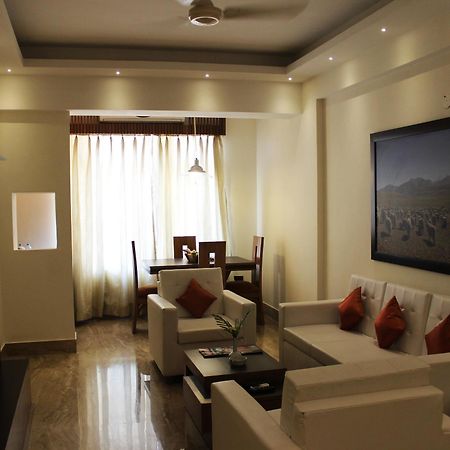 Inderlok Hotel Dehradun Exterior photo